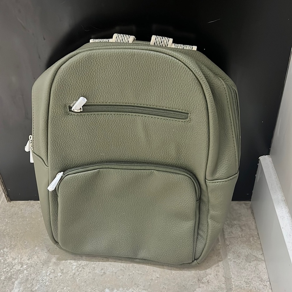 31 olive green backpack